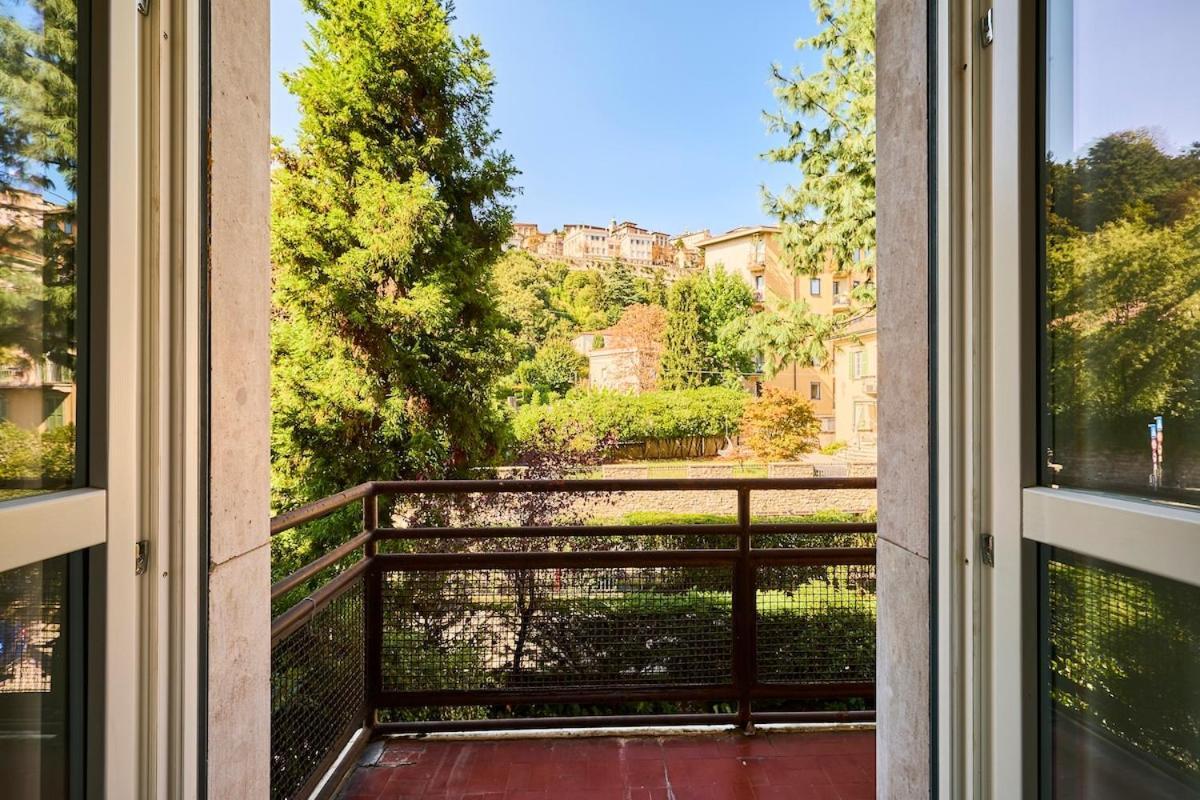 100M Dalla Funicolare Di Citta Alta- 10 Ospiti Bergamo Exterior foto
